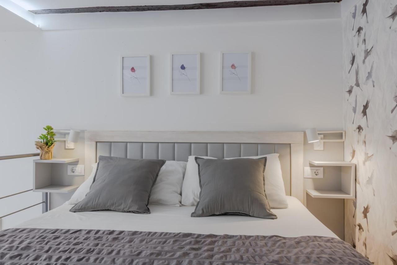 Urban Apartments Pula Bagian luar foto