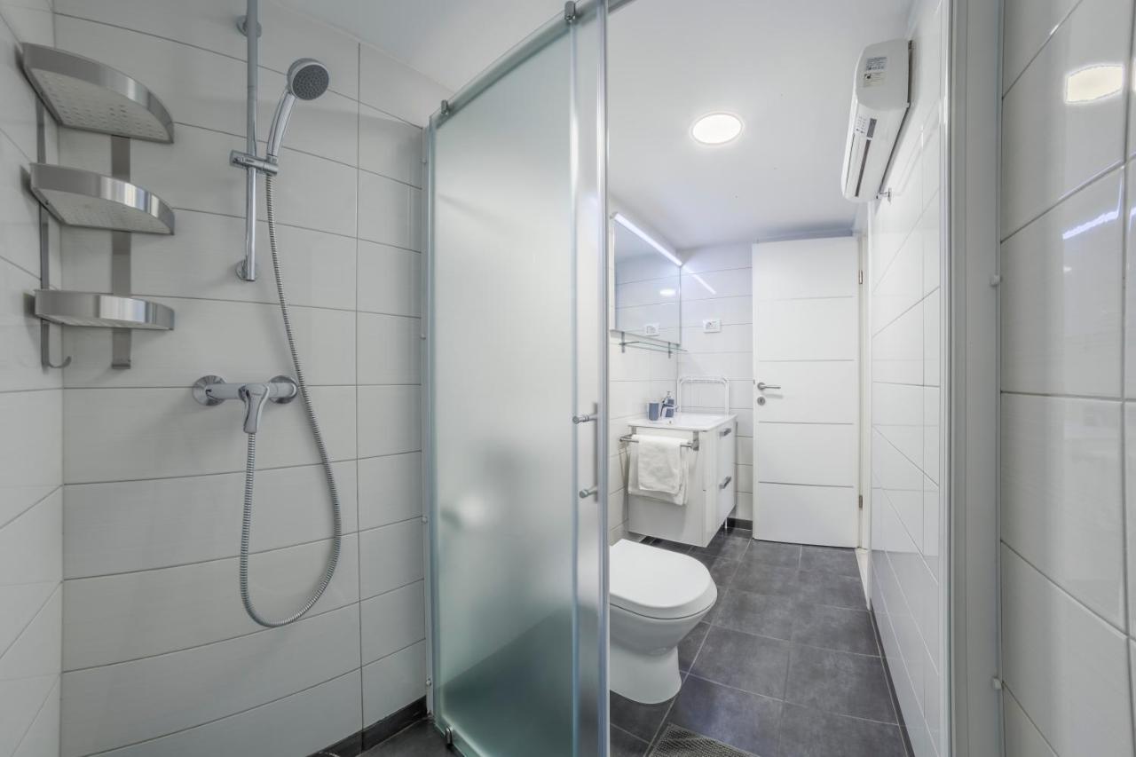 Urban Apartments Pula Bagian luar foto